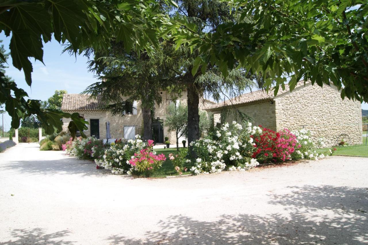 B&B Dans Mas En Pierres Robion en Luberon ภายนอก รูปภาพ