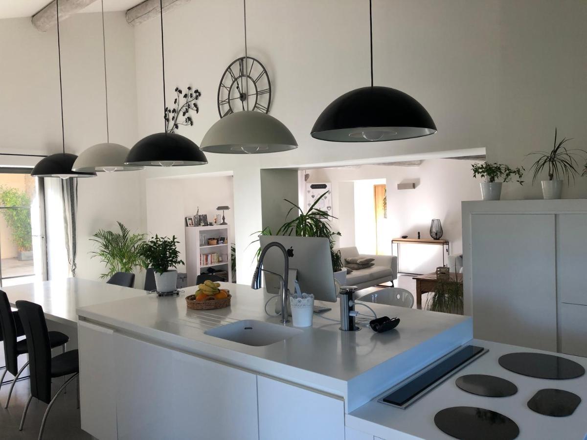 B&B Dans Mas En Pierres Robion en Luberon ภายนอก รูปภาพ