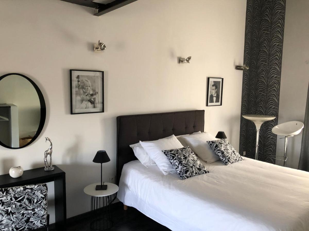 B&B Dans Mas En Pierres Robion en Luberon ภายนอก รูปภาพ