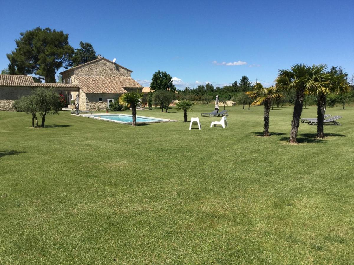 B&B Dans Mas En Pierres Robion en Luberon ภายนอก รูปภาพ